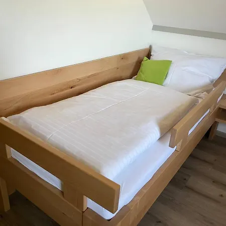 Dum C. 6 - Rekreacni Domy Milovice Vakantiehuis *